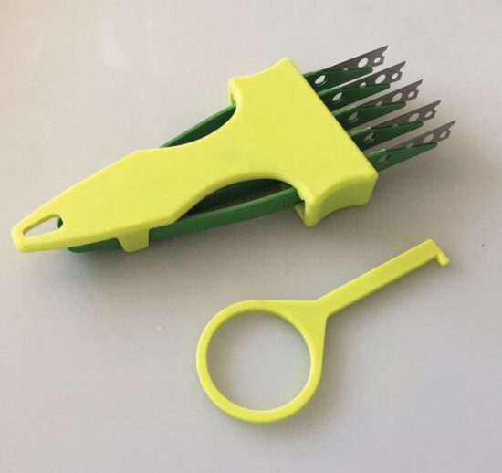 GRIFFE 6 LAMES (1 GRIFFE + 6 LAMES 50 114 0100V + 1 CROCHET POUR RETIRER LES LAMES)
