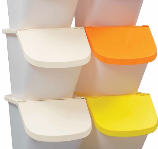 TRIO DE CONTENEURS UNIVERSELS EMPILABLES 40L EN POLYPROPYLENE AVEC COUVERCLES BLANCS