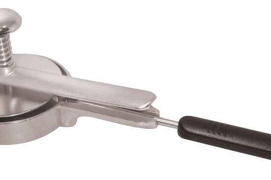 BAC DE CRIÉE EMBOITABLE ET GERBABLE AVEC DRAINAGE COULEUR BLEUE, CHARGE: 11 A 15 KG DE POISSON