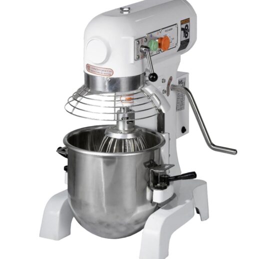 BATTEUR MELANGEUR PLANETAIRE CUVE INOX CAP. DE CUVE: 3 KG DE PATE, LIVRE AVEC 3 OUTILS