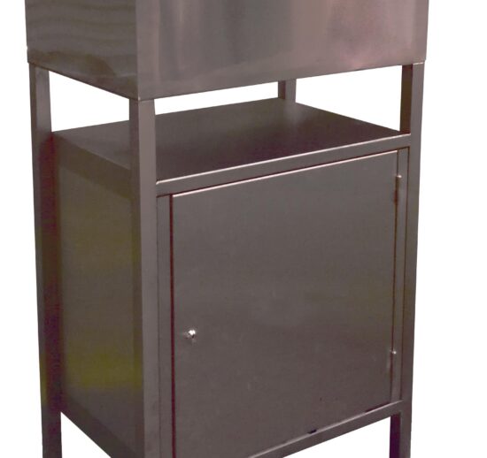 PUPITRE INOX, SUR PLACARD AVEC VERINS FERMETURE A CLE