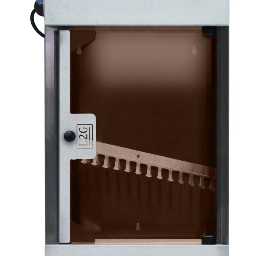 ARMOIRE DE STERILISATION A COUTEAUX TOIT PENTE CAP.10 COUTEAUX, AVEC SUPPORT PEIGNE, MINUTERIE