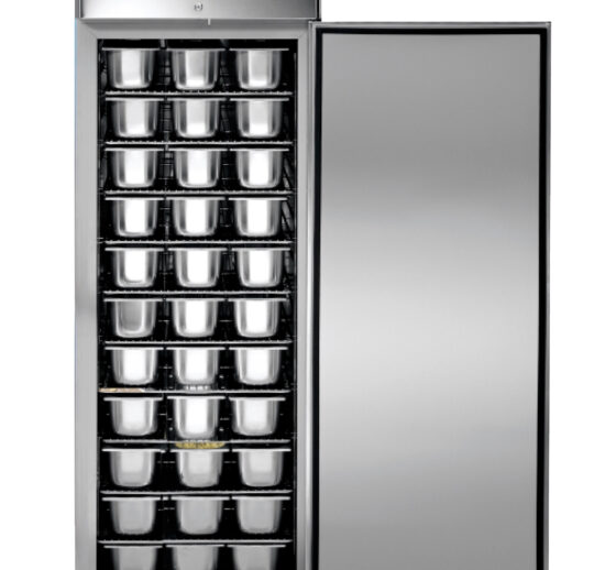 ARMOIRE PATISSIERE 800L, 600X800MM, 1 PORTE FROID VENTILE -18/-22°C, ROULETTES D.100 MM