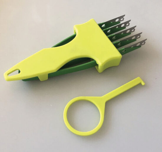 GRIFFE 6 LAMES (1 GRIFFE + 6 LAMES 50 114 0100V + 1 CROCHET POUR RETIRER LES LAMES)