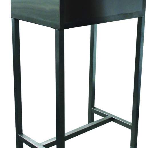 PUPITRE INOX, SUR PIETEMENT AVEC VERINS SANS FERMETURE A CLEFS,